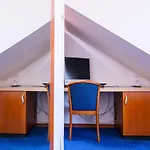 Heritage Sikaa Готель Трогір