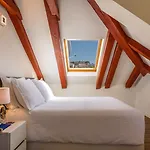 Heritage Sikaa Готель 4*