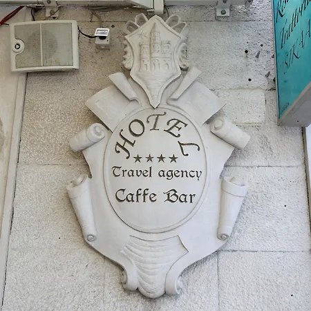 Heritage Sikaa Τρογκίρ