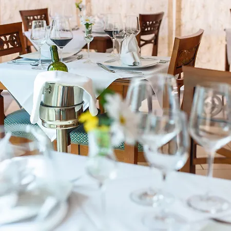 Heritage Sikaa 4* トロギール