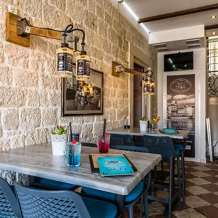 Heritage Sikaa Hotel Trogir