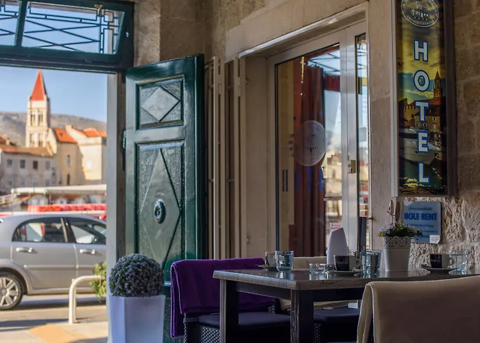 Hotel Heritage Sikaa