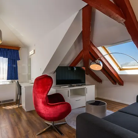 Hotel Heritage Sikaa