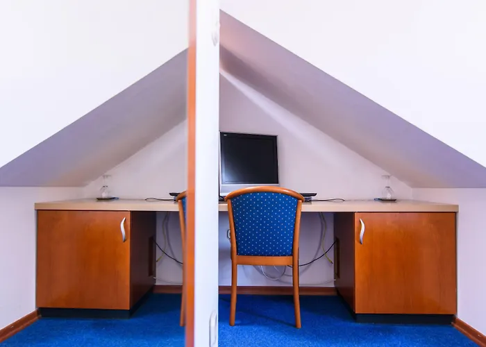 Heritage Sikaa Hotel Traù