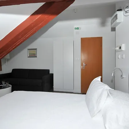 Heritage Sikaa מלון 4*