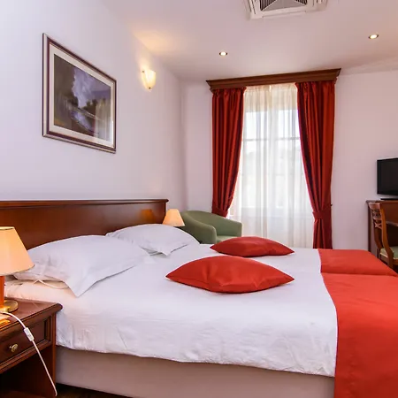Heritage Sikaa Hotel 4*