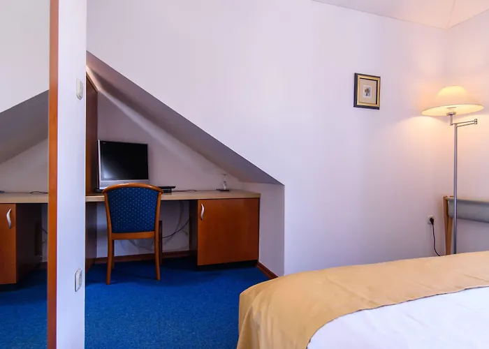 Hotel Heritage Sikaa 4*